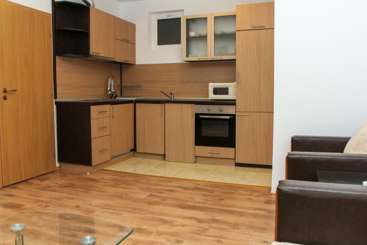 Guest Apartments Salena Slăntjev Brjag Exteriör bild