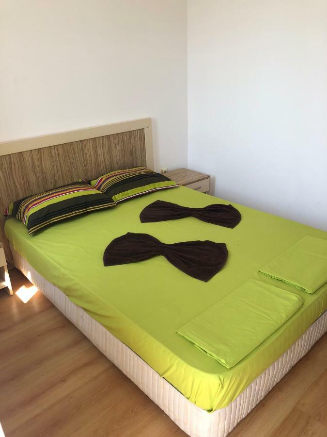 Guest Apartments Salena Slăntjev Brjag Exteriör bild